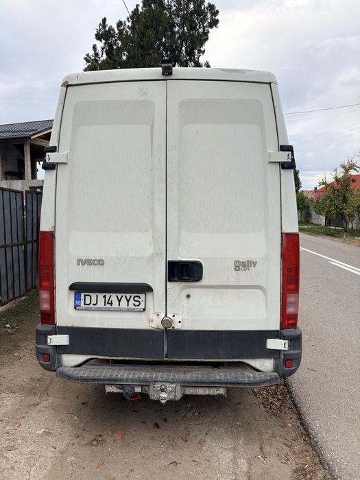 Vand iveco 2.3 140cp  sau schimb cu camioneta cu axa dubla