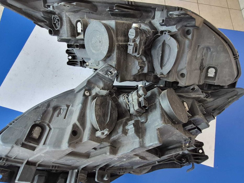 far stg-dreapta,  Renault Laguna 89901834