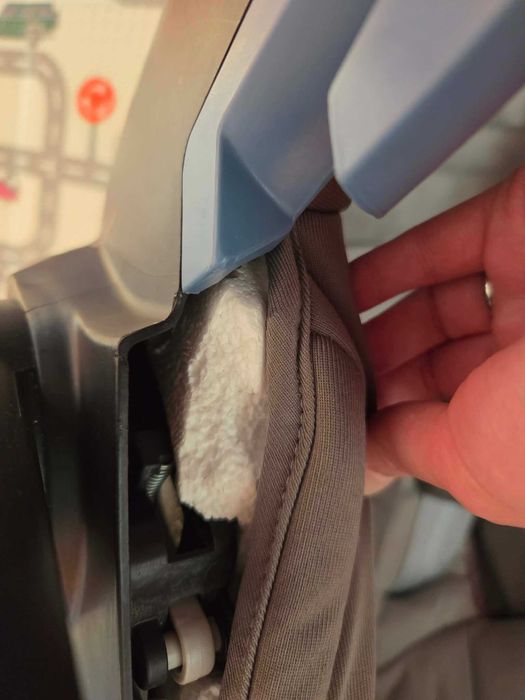 столче за кола Cybex Aton 5