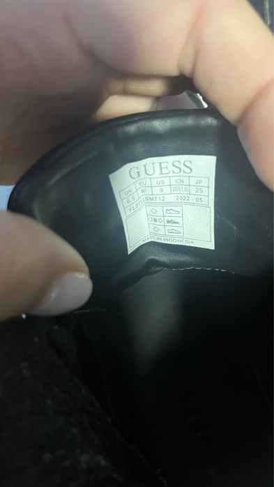 Обувки Guess, р-р 40