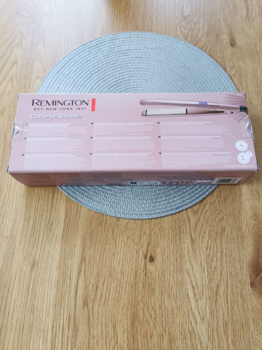 Placa de întins parul Remington Coconut Smooth noua