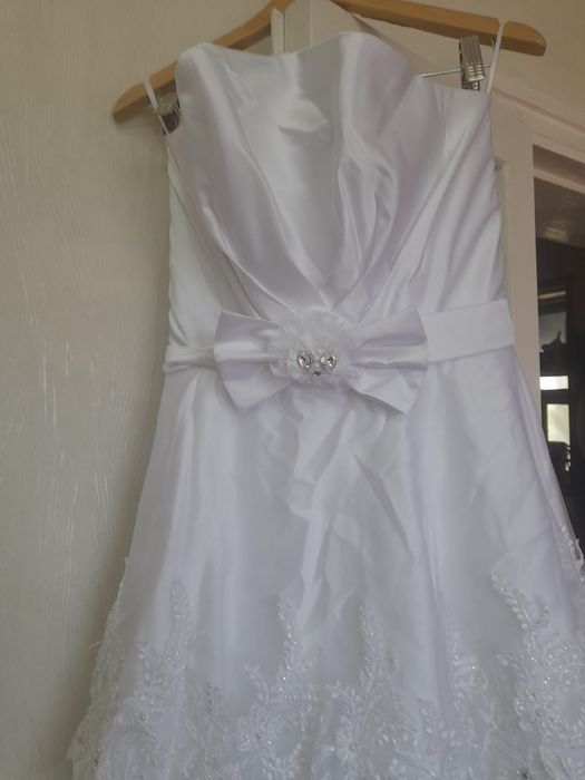 Продаётся свадебное платье