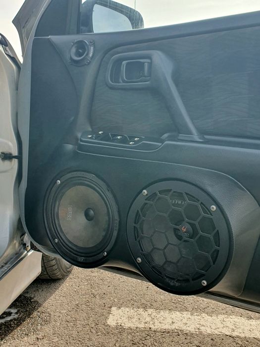 Nissan primera camino