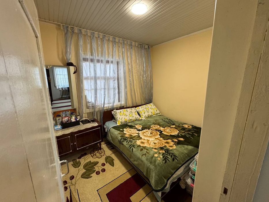 В центре города продается частный дом