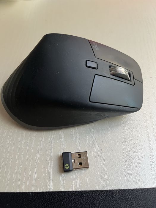 Продам Logi Mx master 3s в хорошем состоянии