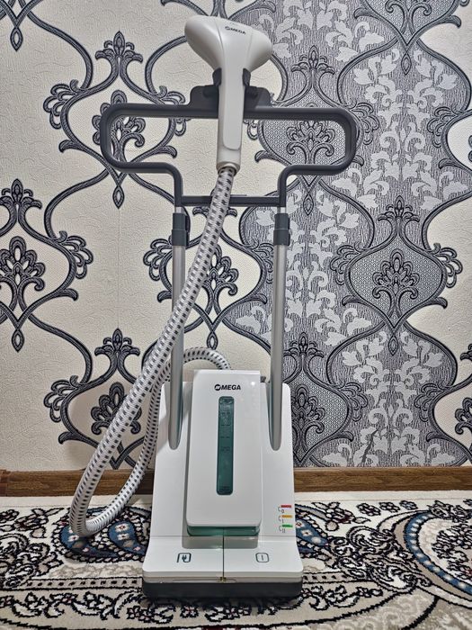Мощный вертикальный отпариватель MEGA 2800W в отличном состоянии