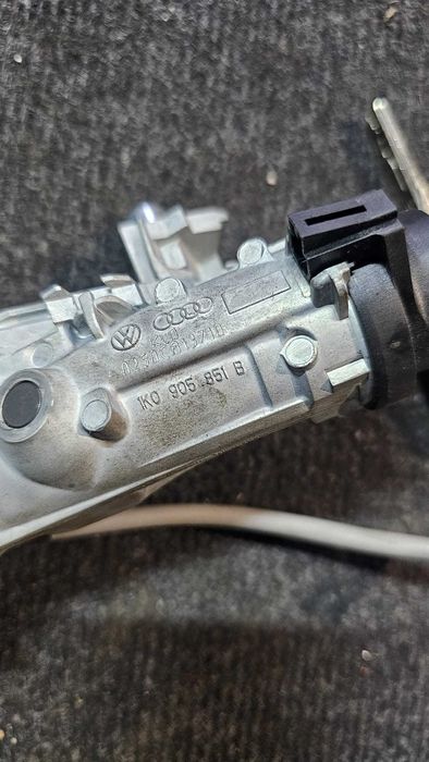Contact + cheie Volkswagen Golf 5 Golf 6 Skoda octavia 2