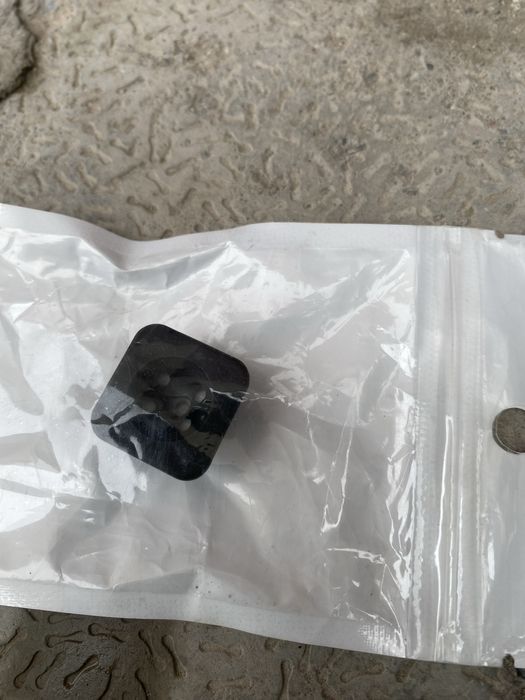 Продам на мерс коректор зеркал!