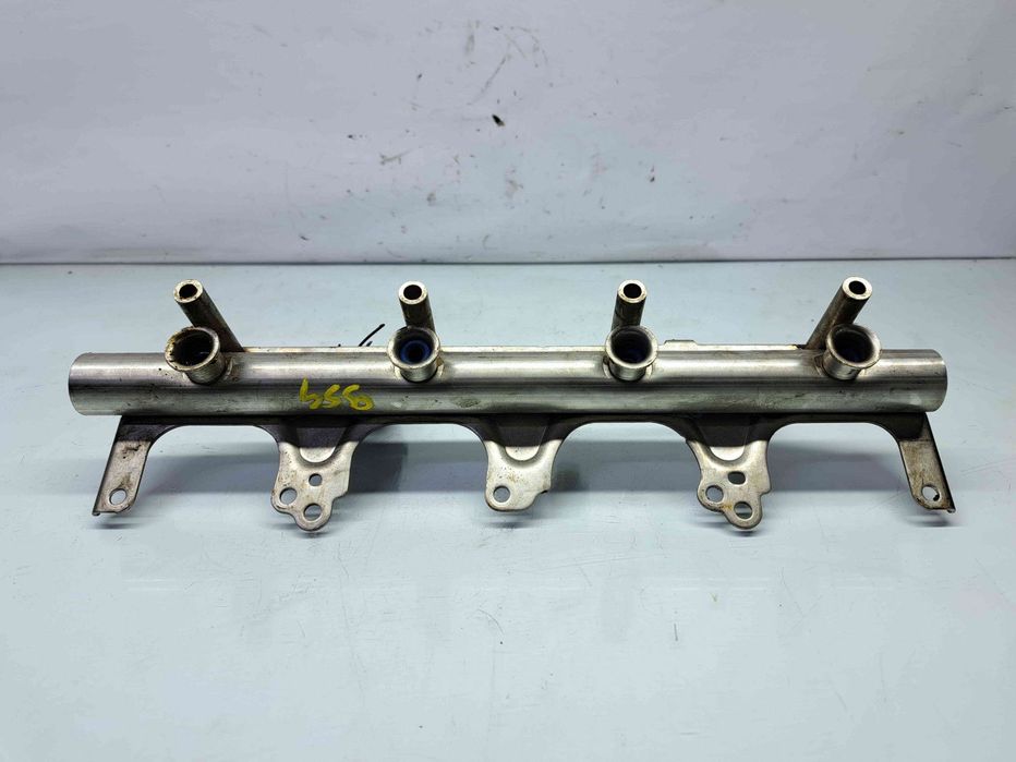 Rampa injectoare Volkswagen Eos (1F7, 1F8) [Fabr 2006-2015] 06F133317L