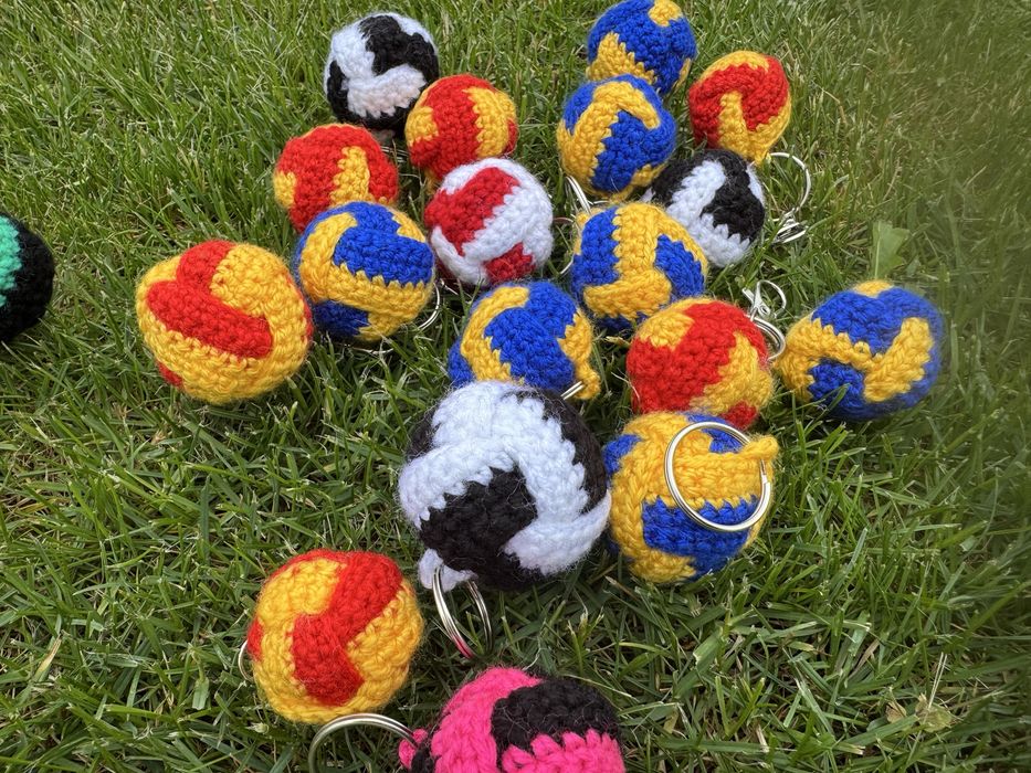 Плетен ключодържател