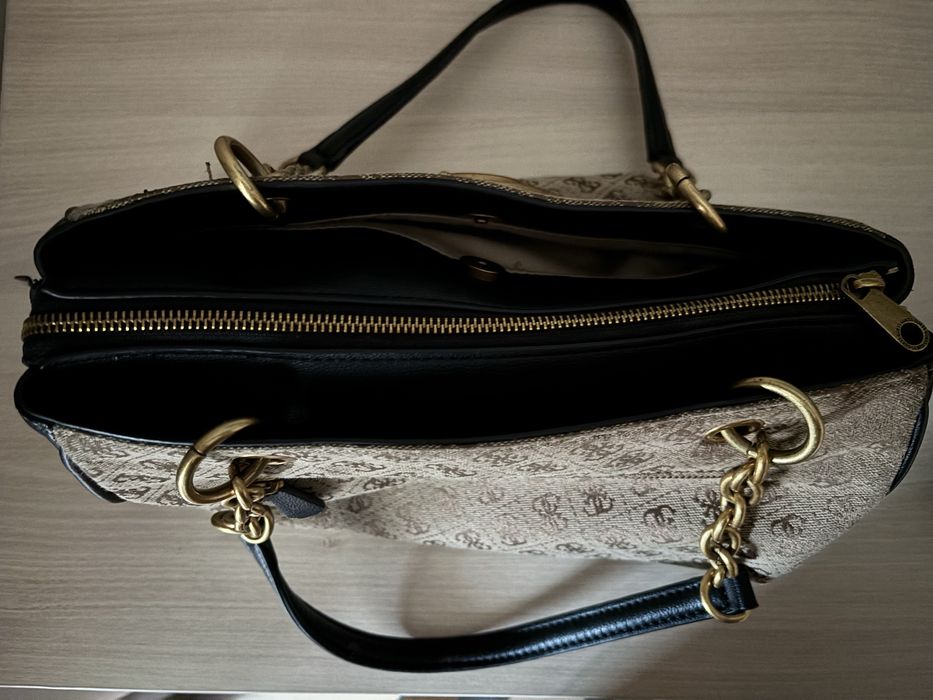 GUESS Дамска чанта