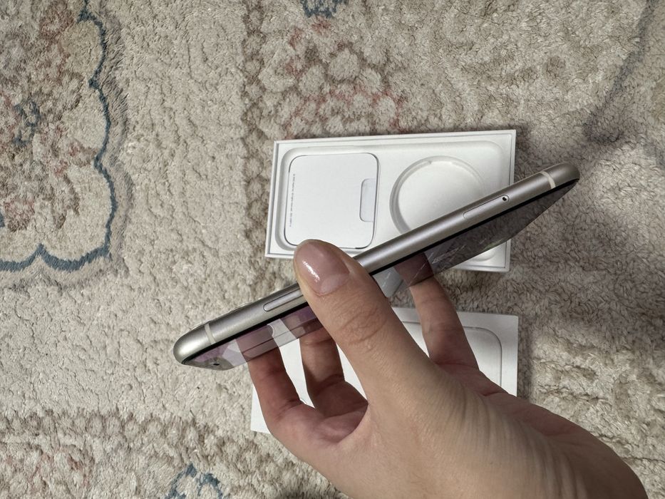 Айфон 11 64 гб без ремонта