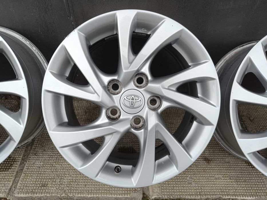 ОРИГИНАЛНИ джанти 16 '' цола 5x114,3 TOYOTA AURIS / Тойота 60,1 ET45