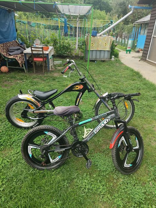 Vand 2 trotinete adulți/copii si bicicleta chopper si bicicleta copii
