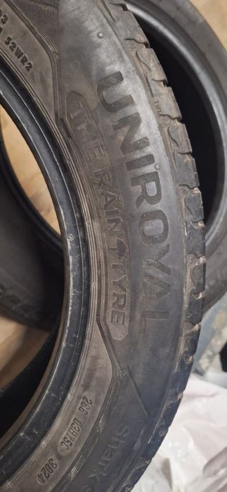 DOT 4324! 205 55 16 Uniroyal rainsport 5