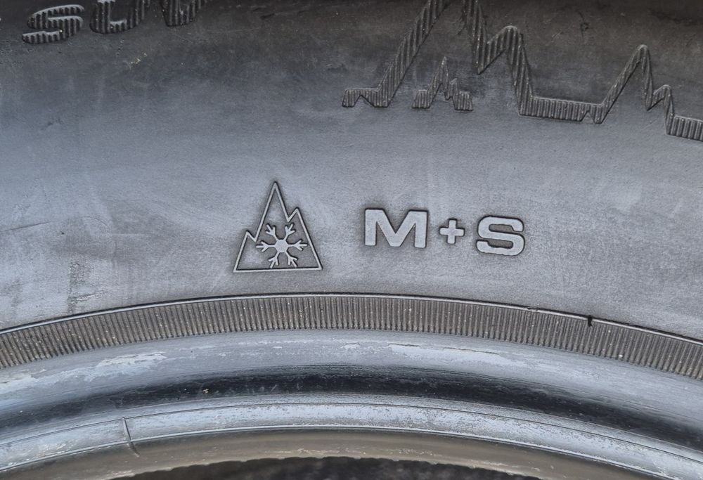 Set 4buc 225/60 R17 103V XL Dunlop Winter Sport 5 SUV M+S iarnă