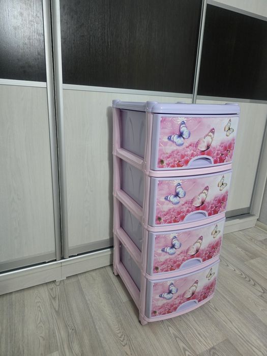 Продам пластиковый комод