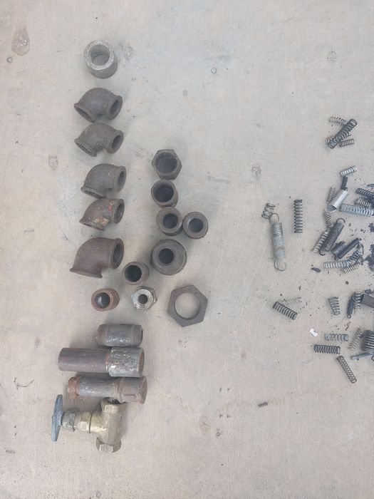 Продам пружины и другое