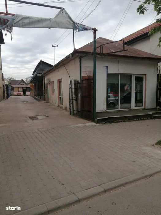 Casa/ Spatiu comercial la b-dul 1 decembrie 1918