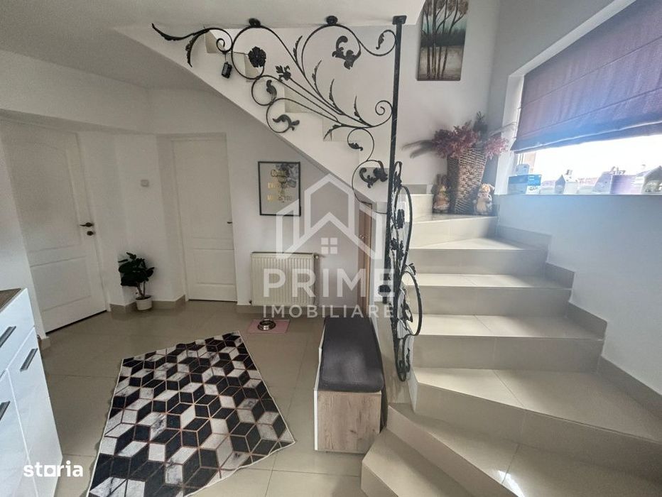 Duplex 3 camere | 136 MP | 323 MP teren | Zona SCHIT
