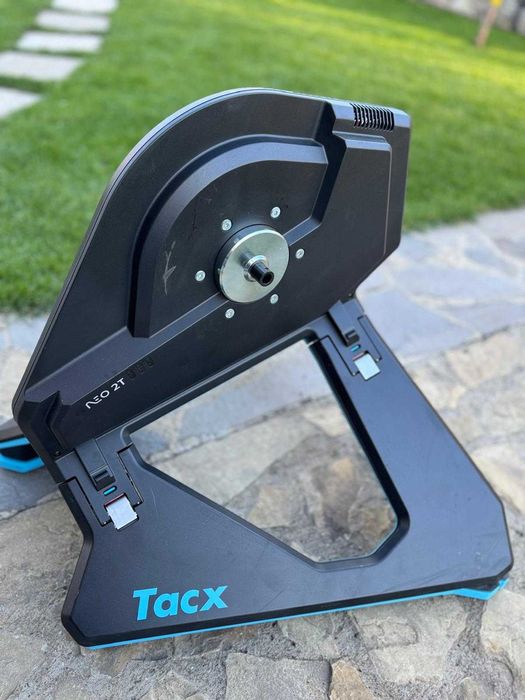 Home trainer Tacx NEO 2T & Placute home trainer Motion Plates