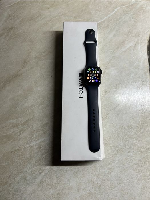 Apple Watch SE 44мм