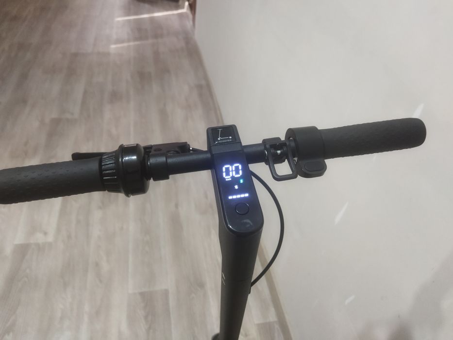 Продам Электросамокат