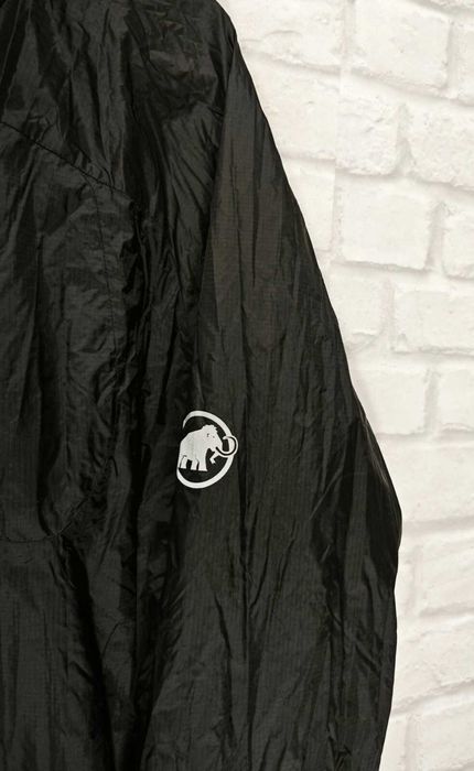 Mammut Оригинално много тънко мъжко яке размер L