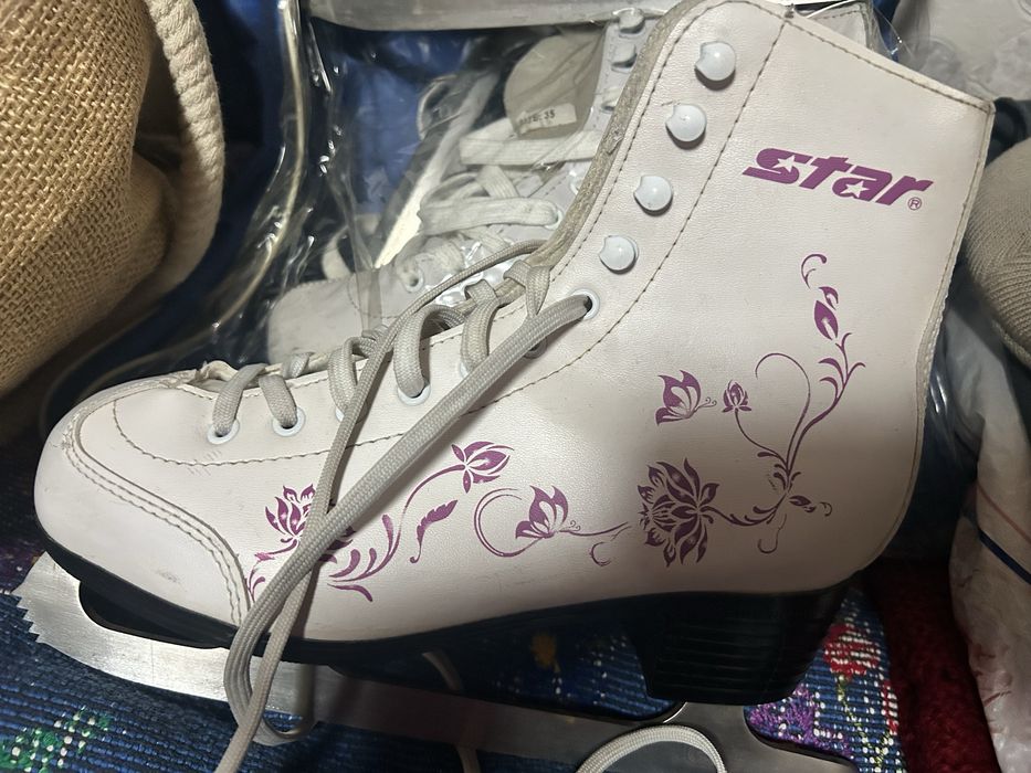 Коньки  в отличном состоянии