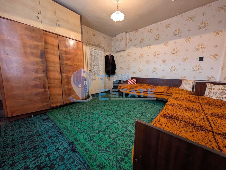 Продава се Къща в Горна Оряховица - 85 кв.м за 530 €/кв.м - Снимка #2