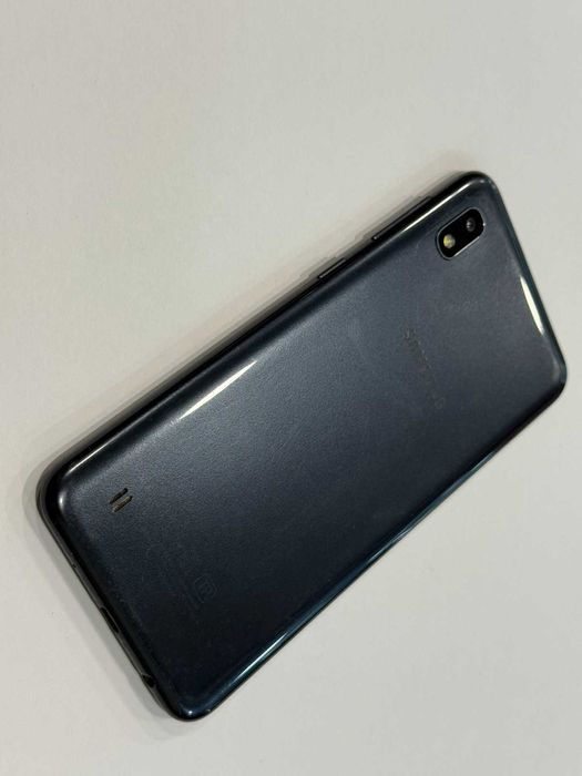 Samsung Galaxy A10 – 32GB / 2GB RAM