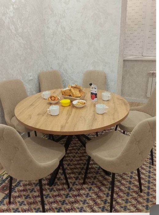 Продам стол со стулями