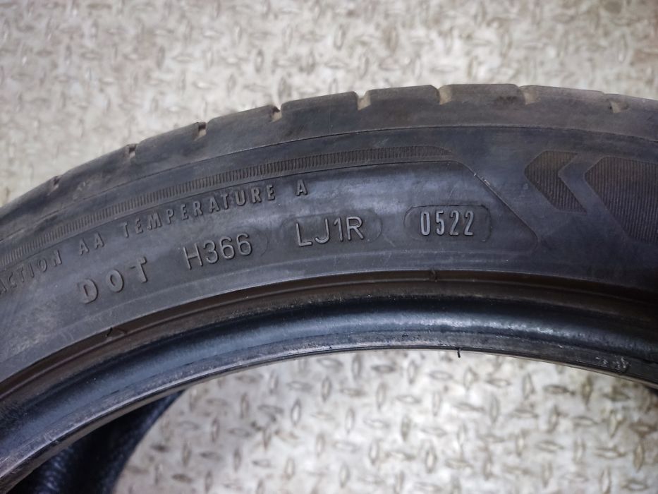 245 40 19 Goodyear Eagle F1