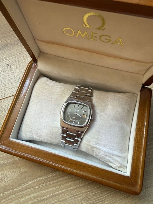 Omega Seamaster Quartz часовник