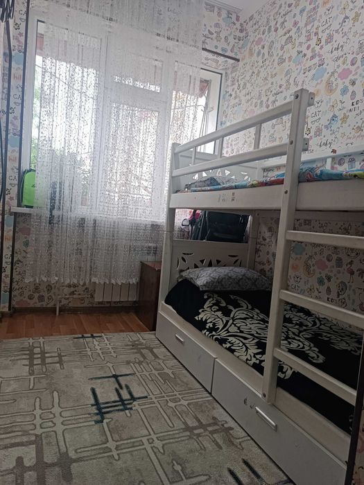 Продается 3-комнатная квартира (2/7), 48 м², Сергели-6А, кирпичный дом