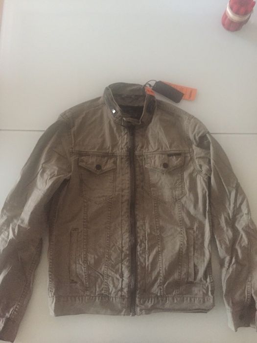 яке SUPERDRY,размер S,ново.