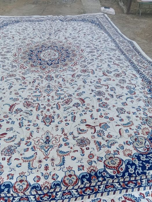 Продаеться ковер 3×5