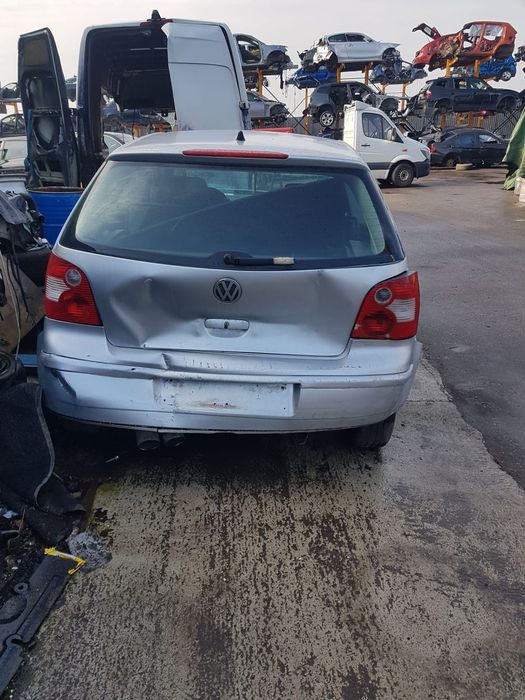 Dezmembrez Volkswagen VW Polo 4 9N [2001 - 2005] 1.2 benzina awy