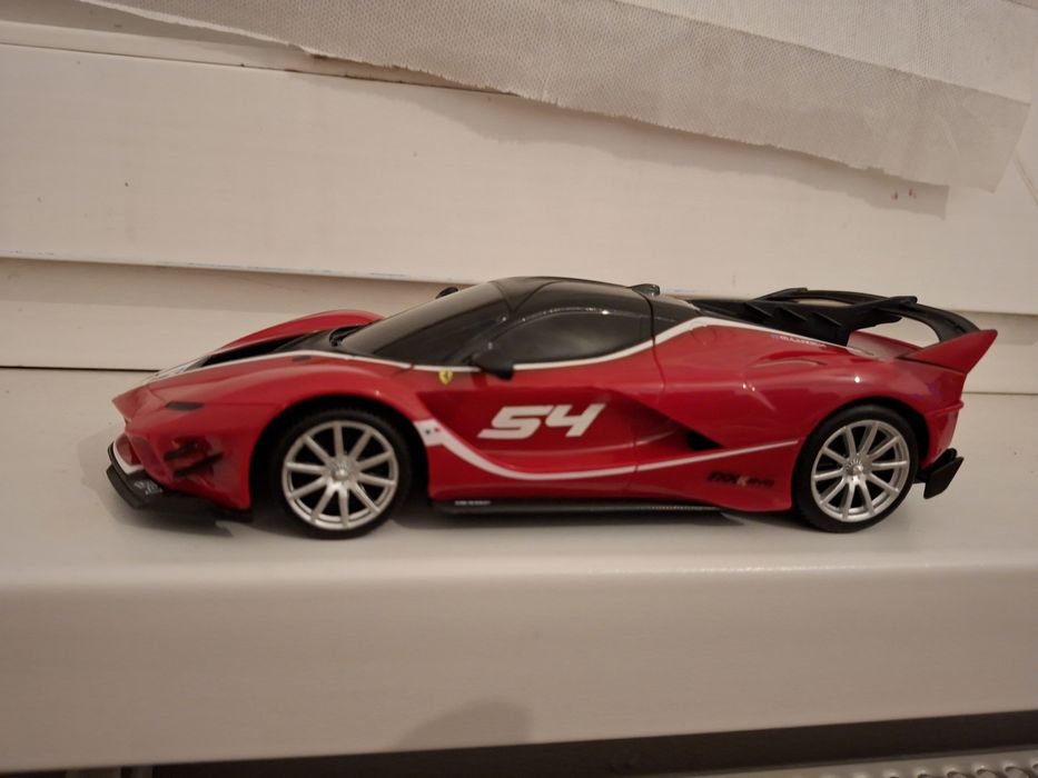 НОВО! Ferrari LaFerrari с Дистанционно (Лицензиран модел 1:24) - ТОП Ц