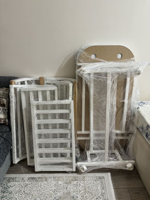 Заберите пожалуйста детский манеж