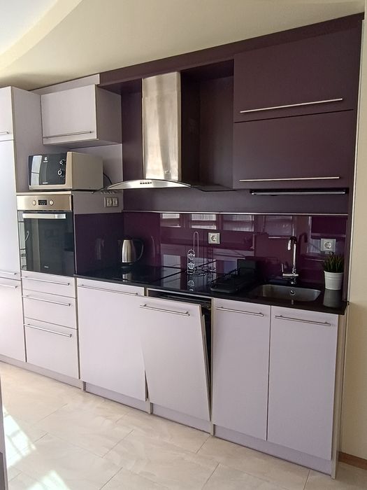 Дава се под наем Двустаен апартамент в Варна, Базар Левски - 62 кв.м за 872.61 € - Снимка #1