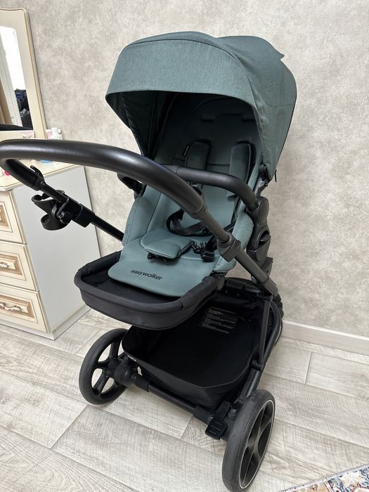 Коляска Easy wolker