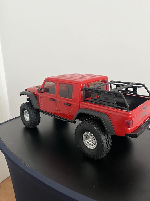 Axial scx 10 III Jeep JT Gladiator 4wd Crawler 4x4