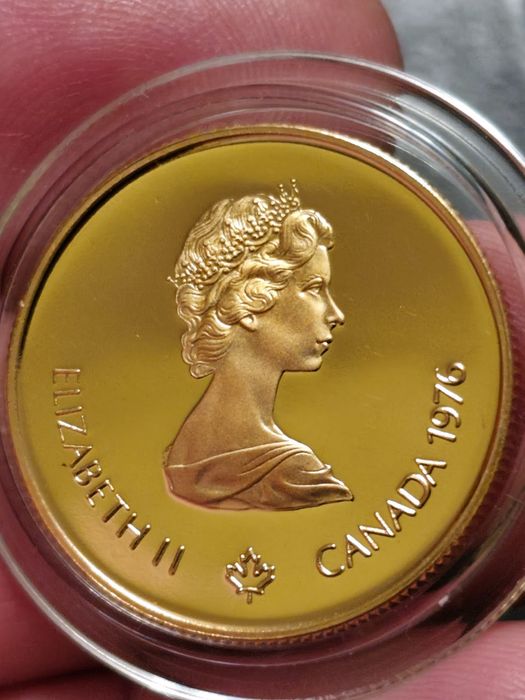 100 канадски долара Елизабет II