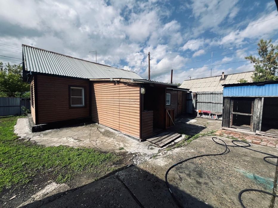 Жер уй сатылады. Продается частный дом