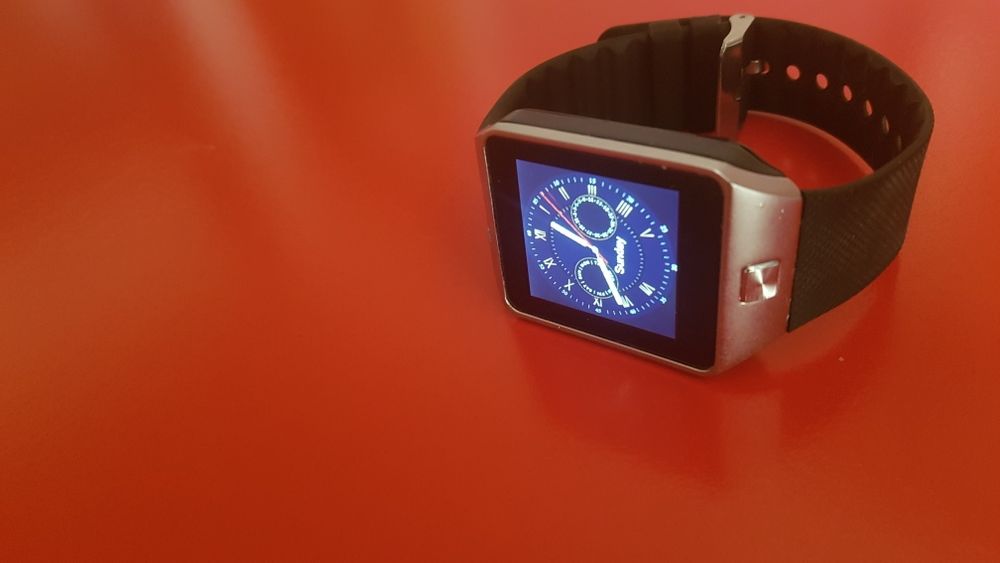 Smart watch. Ceas cu telefon