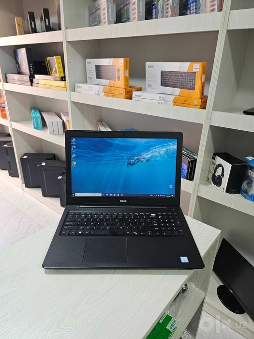 Dell 3590/Core i3 8th/4GB/512 GB