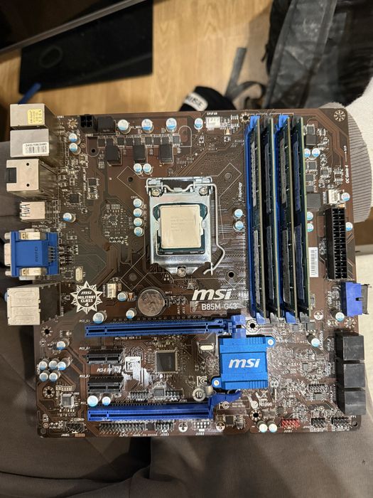 Дънна платка 32гб рам I7