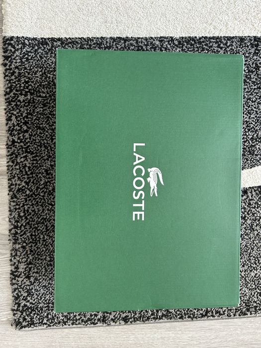Lacoste barbati !
