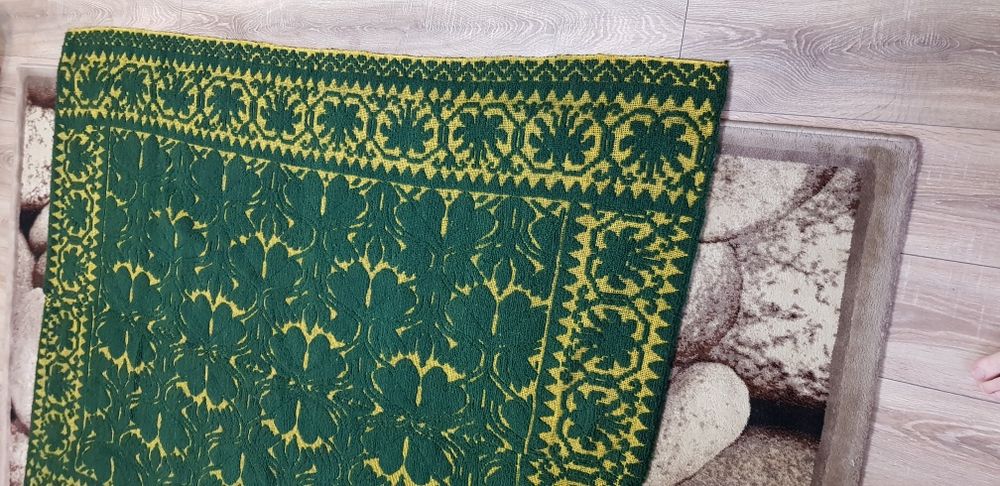 Vand covor si cuverturi traditionale